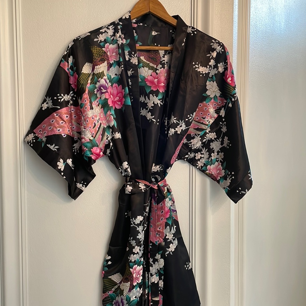 Kimono robe